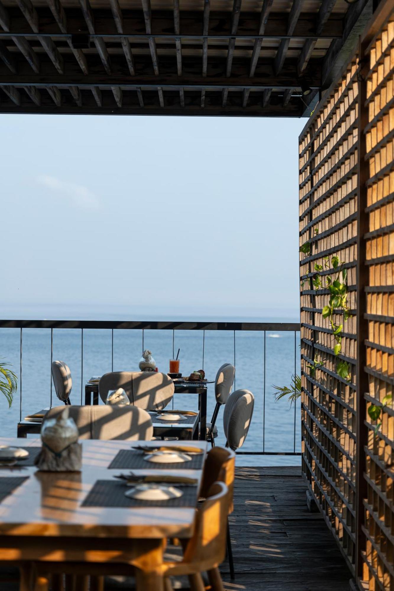 Adiwana Warnakali Resort Toyapakeh Екстер'єр фото
