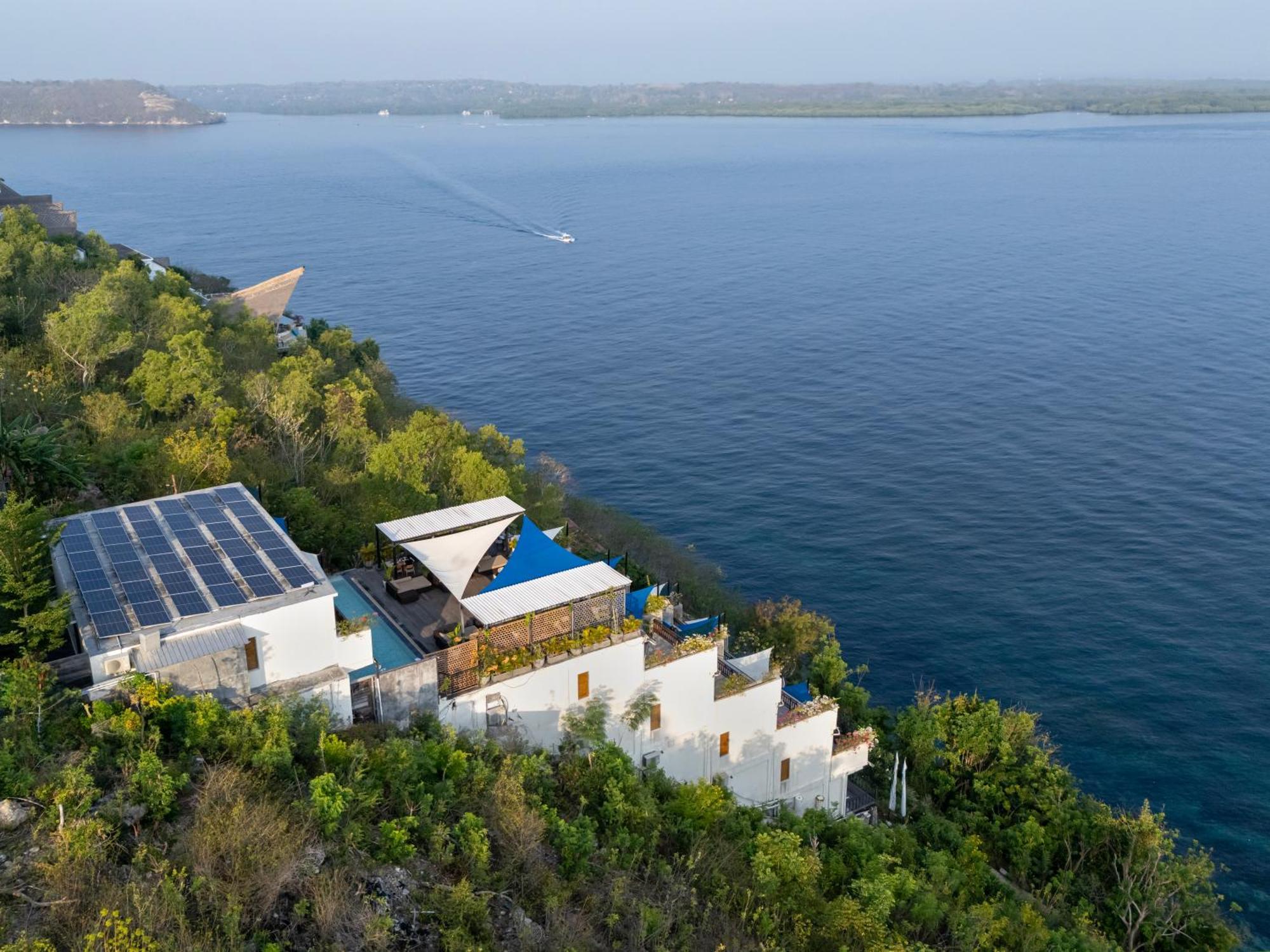Adiwana Warnakali Resort Toyapakeh Екстер'єр фото